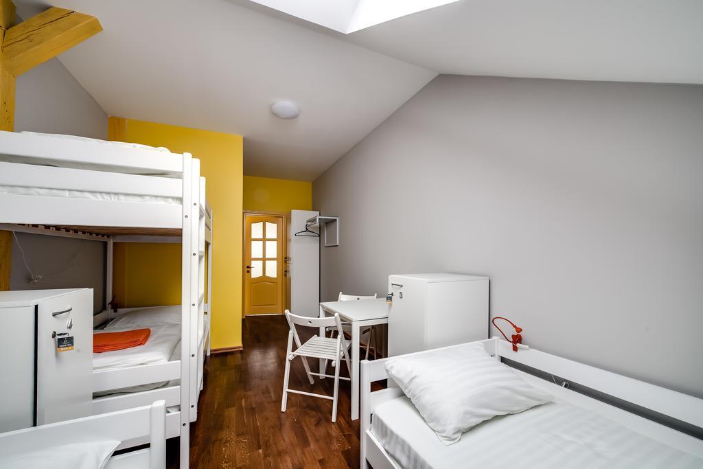 Park Plus Hostel Λβιβ Δωμάτιο φωτογραφία